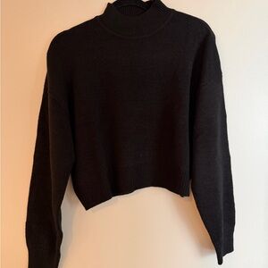 H&M Black Cropped Mock-Neck Sweater